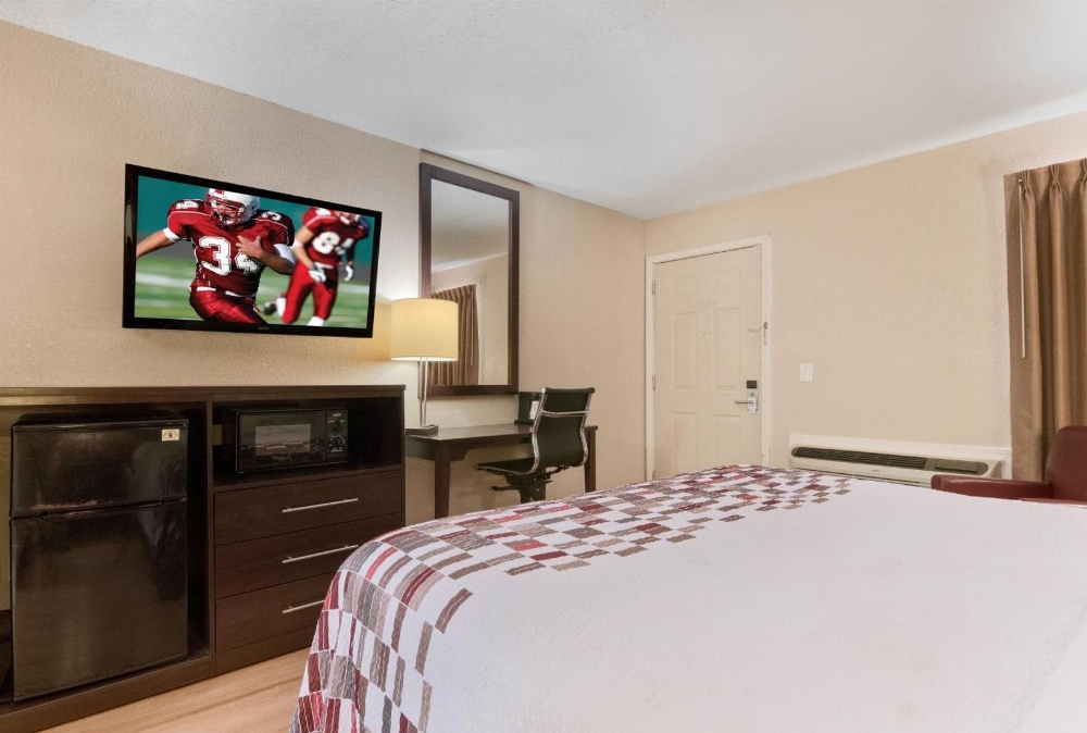 Red Roof Inn Waco Main image